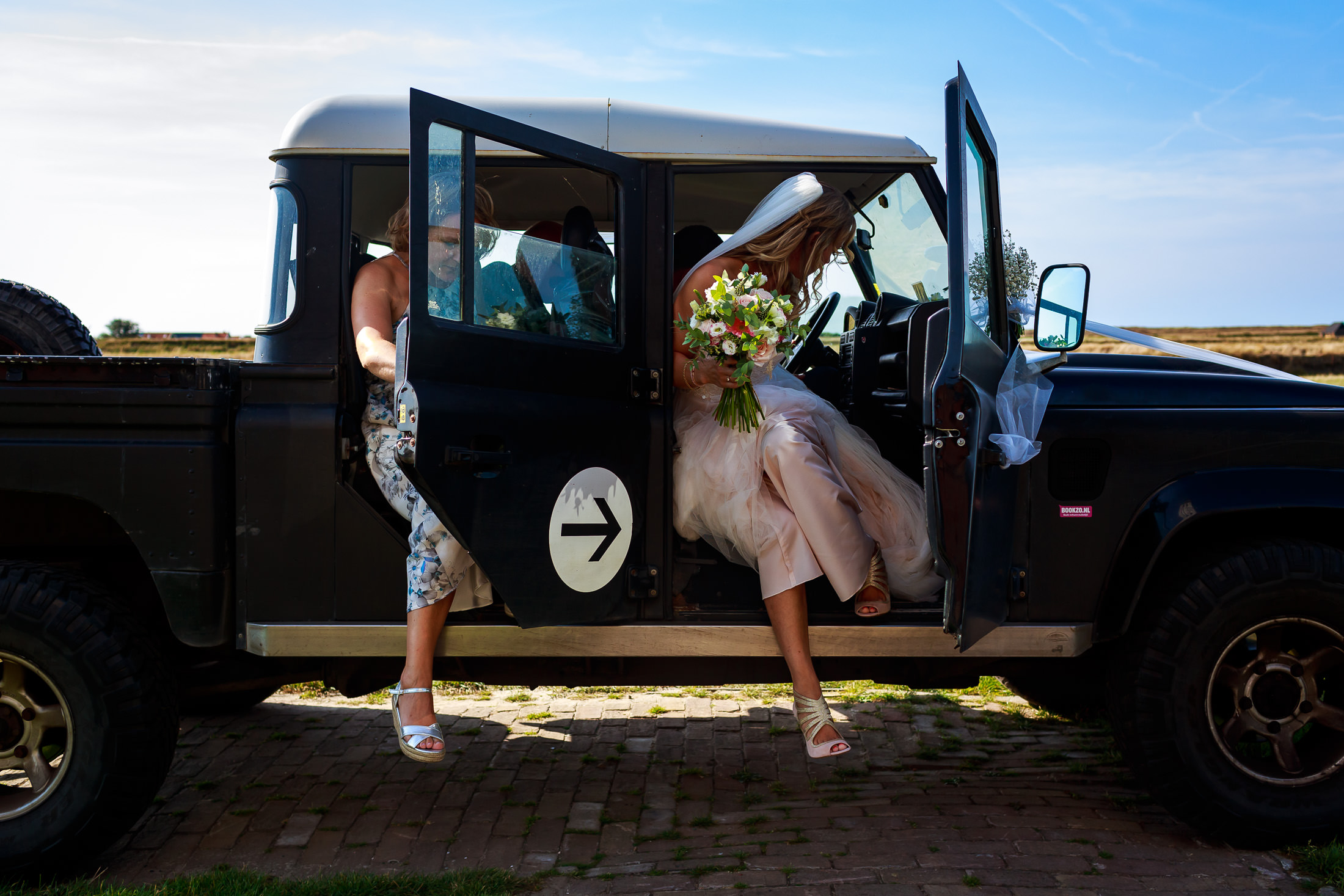 Trouwen op een eiland | Ongeposeerde trouwfotografie | Trouwfotograaf Noord-Holland | Bruidsfotograaf | Bruidsfotografie